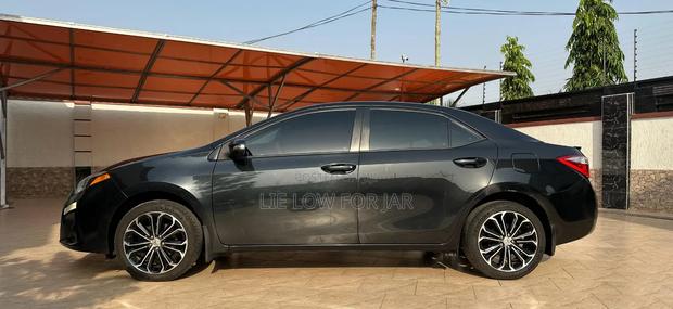 Toyota Corolla S Premium 4dr Sedan (1.8L 4cyl CVT) 2016 Black