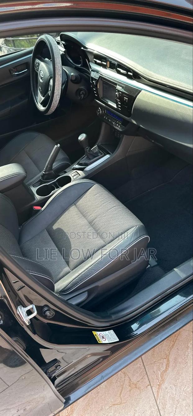 Toyota Corolla S Premium 4dr Sedan (1.8L 4cyl CVT) 2016 Black