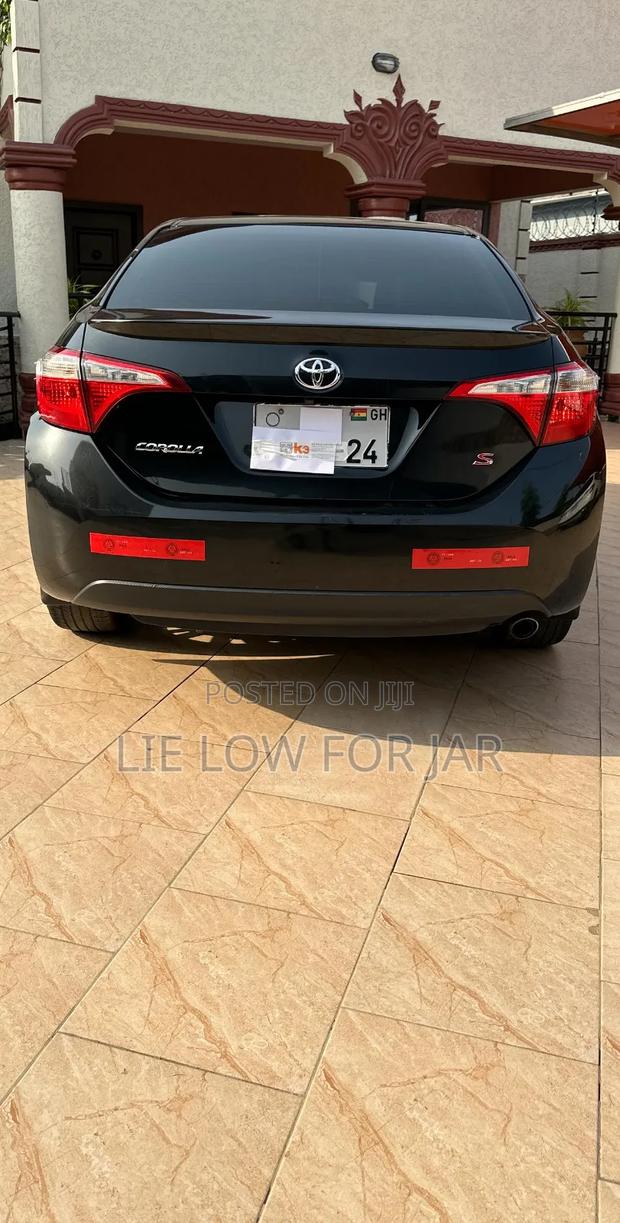 Toyota Corolla S Premium 4dr Sedan (1.8L 4cyl CVT) 2016 Black