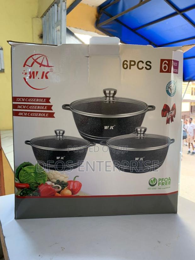Durable Non-Stick Casserole Pots (Large Capacity)