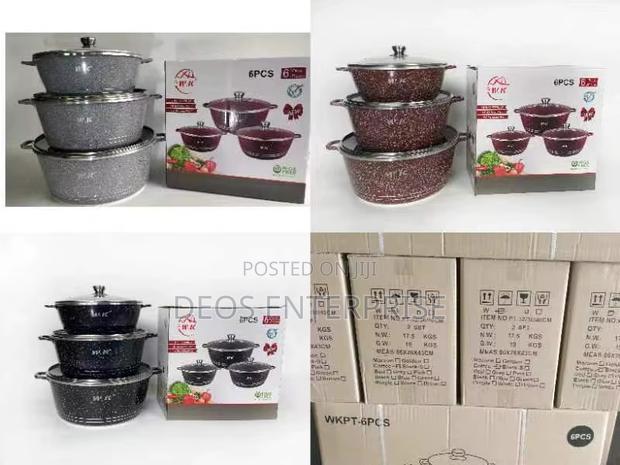 W.K. Eco-Friendly Non-Stick Casseroles