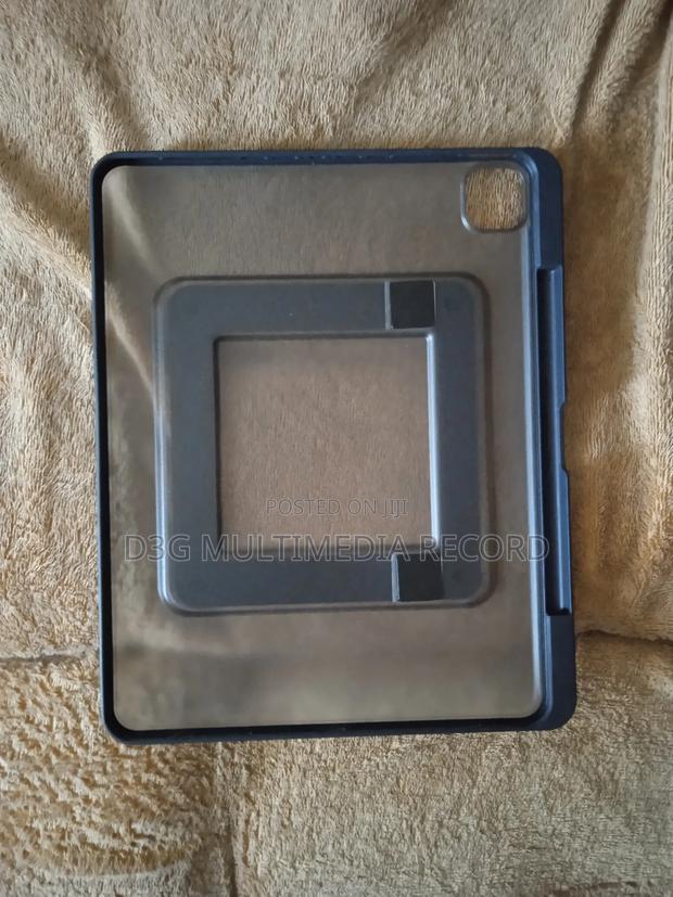Apple iPad Pro M2 12.9"-13inches · Photo 3