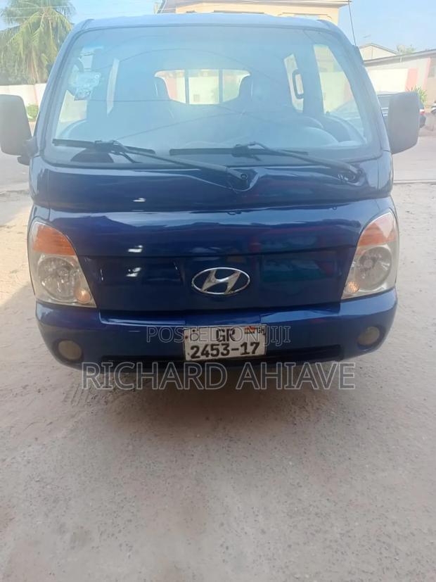 Hyundai Porter Ii 2005 Blue photo 2