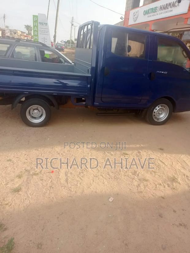 Hyundai Porter Ii 2005 Blue photo 6