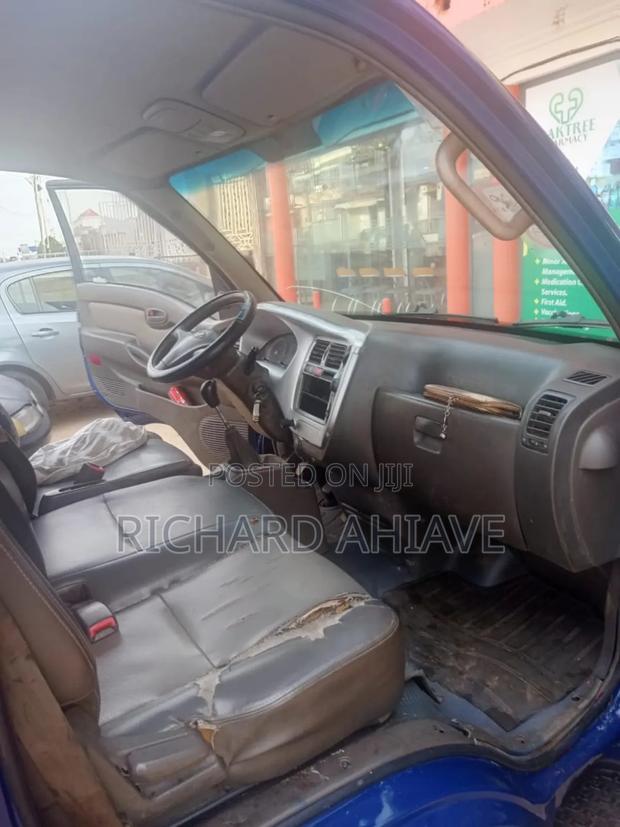Hyundai Porter Ii 2005 Blue photo 18