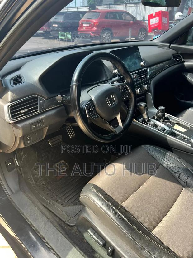 Honda Accord Sport (2.0L 4cyl Turbo 10A) 2019 Black