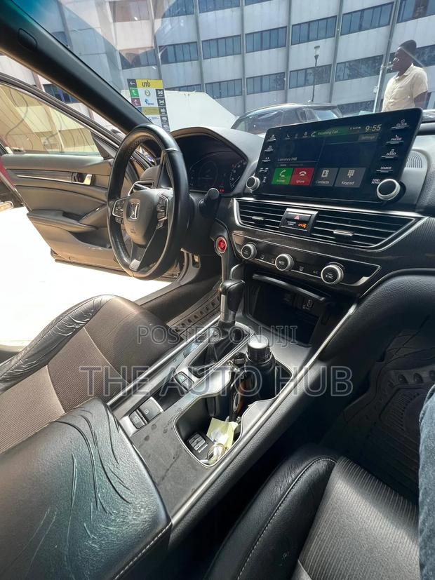 Honda Accord Sport (2.0L 4cyl Turbo 10A) 2019 Black