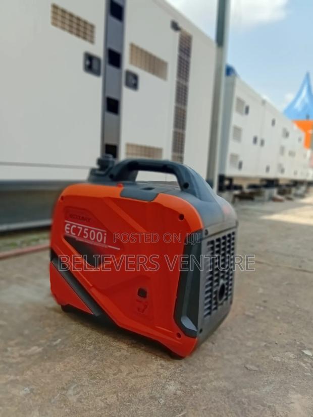 High Performance Inverter Generator Ecoolmax Very Portable · Photo 1