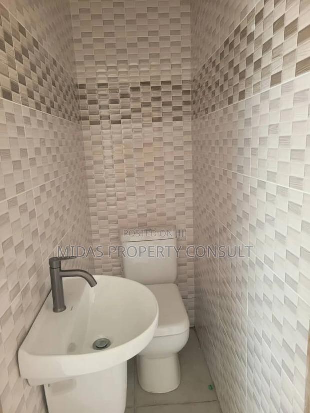 2bdrm Apartment in Burma Hills, Tseaddo for rent photo 15