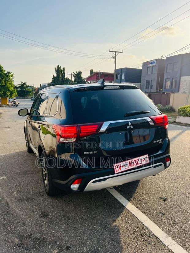 Mitsubishi Outlander 2019 Black