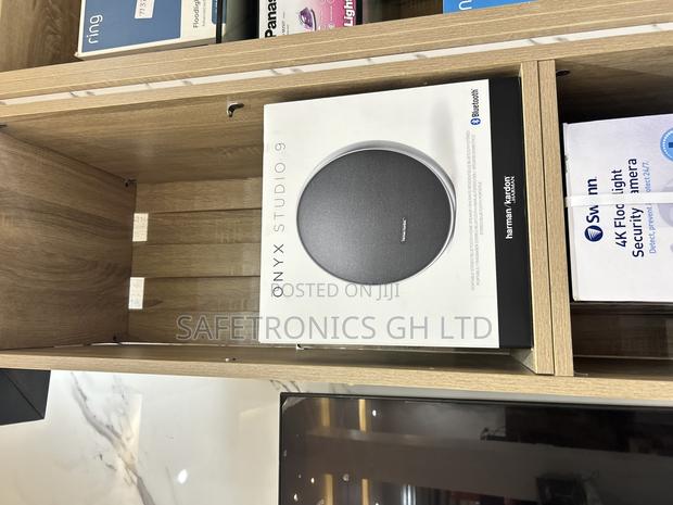 Top Notch Electric Harman Kardon Onyx Studio Nine(9) Speaker Bluetooth