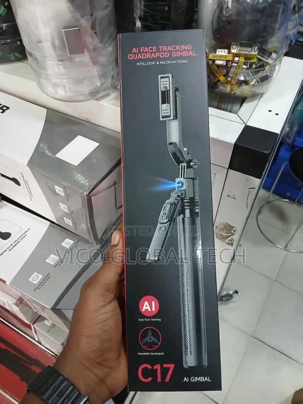 C17 Ai Face Tracking Quadrapod Gimbal