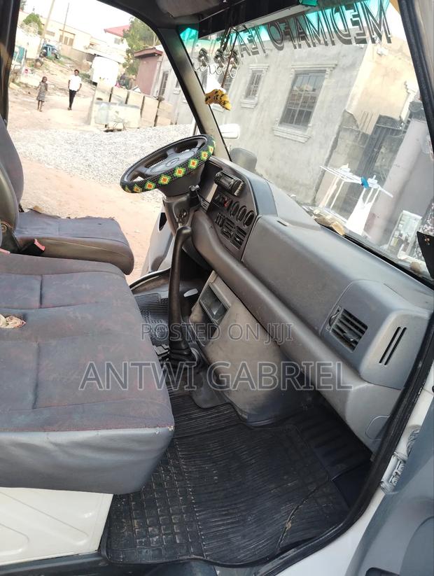 Mercedes-Benz Sprinter 2001 White photo 8