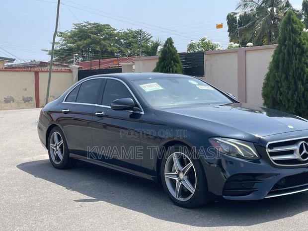 Mercedes-Benz E300 2017 Black