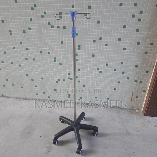 Drip Stand · Photo 2