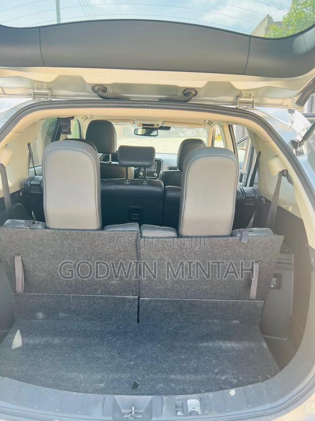 Mitsubishi Outlander 2020 Gray