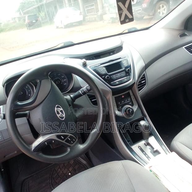 Hyundai Elantra 2013 Gray