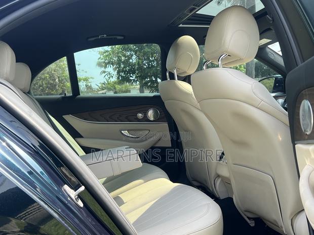 Mercedes-Benz E300 4Matic AWD Sedan (2.0L 4cyl 9A) 2017 Green