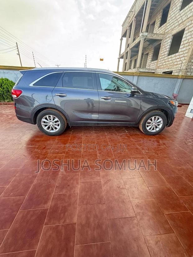 Kia Sorento 2.4L L FWD 2017 Gray