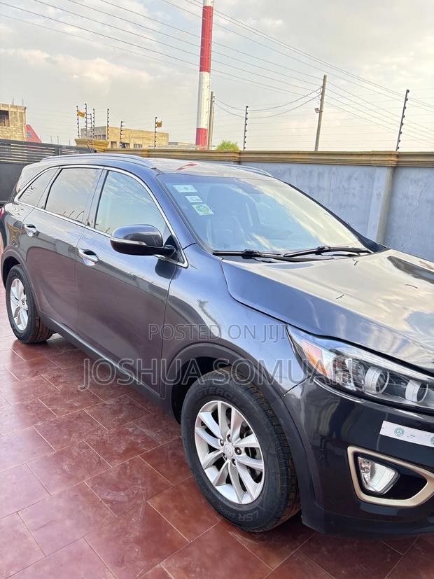 Kia Sorento 2.4L L FWD 2017 Gray