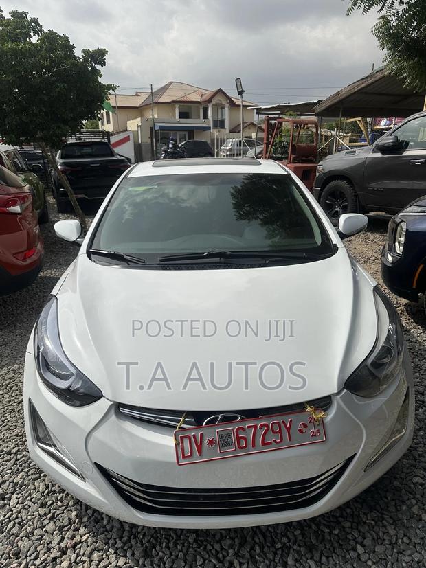 Hyundai Elantra Limited 4dr Sedan (1.8L 4cyl 6A) 2015 White