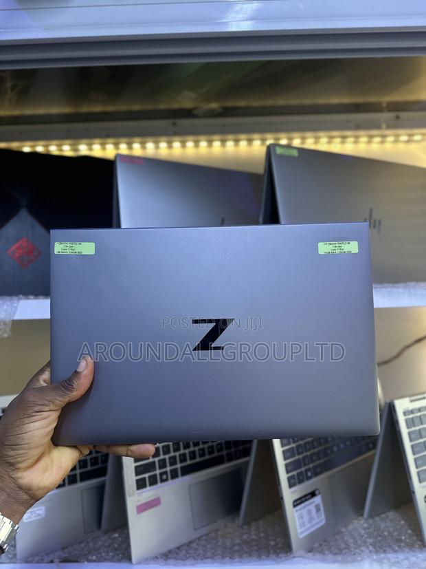 Laptop HP ZBook Firefly G8 16GB Intel Core I7 SSD 256GB photo 3