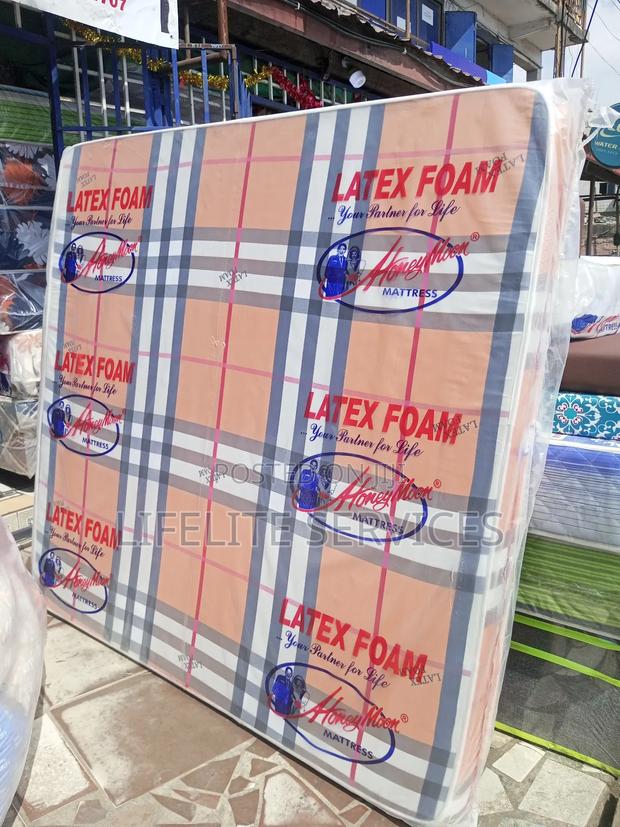 Mattress 6" Queen - Latex Real High Density · Photo 4