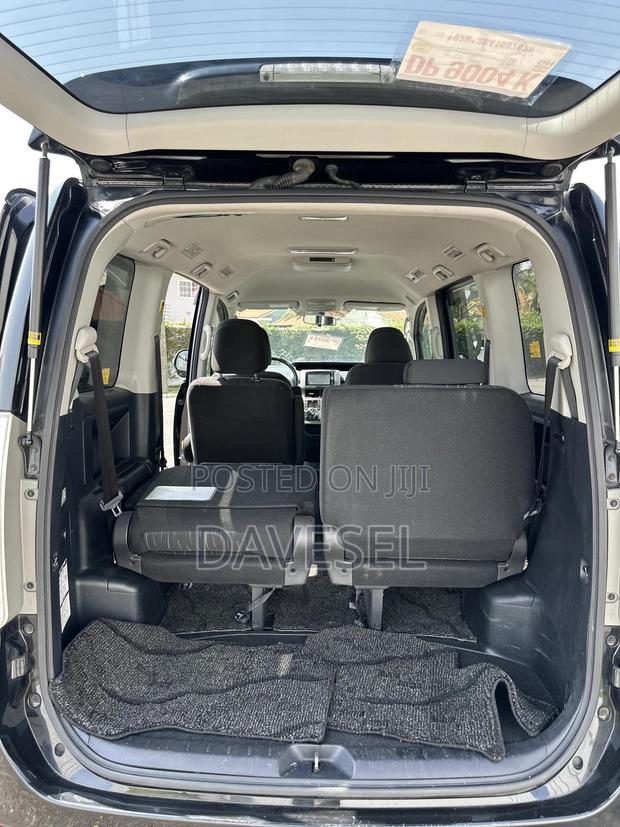 Toyota Voxy 2013 Black