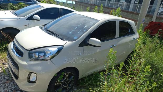 Kia Morning 2016 Off white