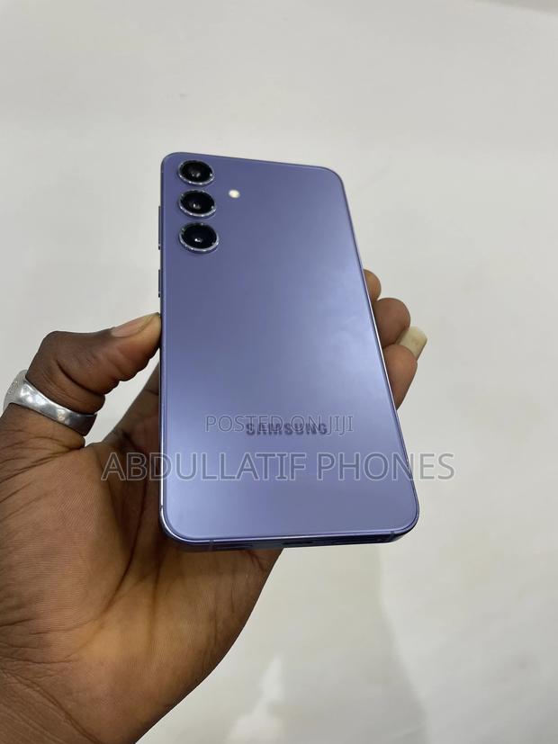 Samsung Galaxy S24 128 GB Blue photo 2