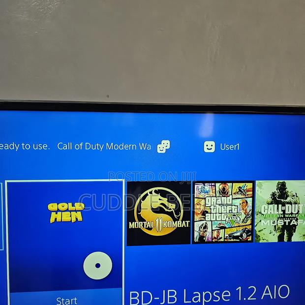 Ps4 Standard With 7 Games (Jailbreaked) photo 3