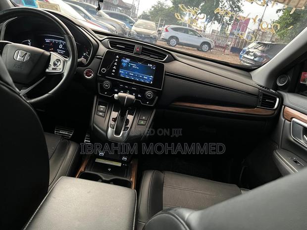 Honda CR-V Touring FWD 2020