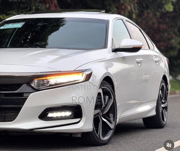 Honda Accord Sport 2018 White