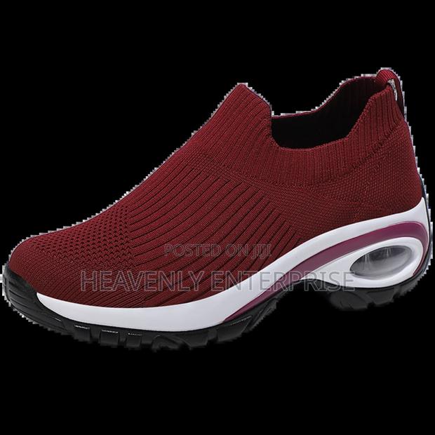 Nice Sneakers photo 3