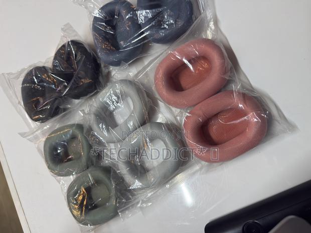 Airpods Max Ear Cushion photo 3