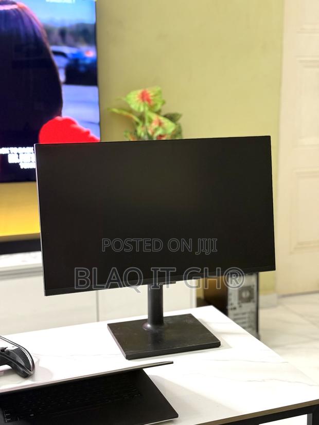 Samsung 27 Inches Resolution Ips Display photo 2