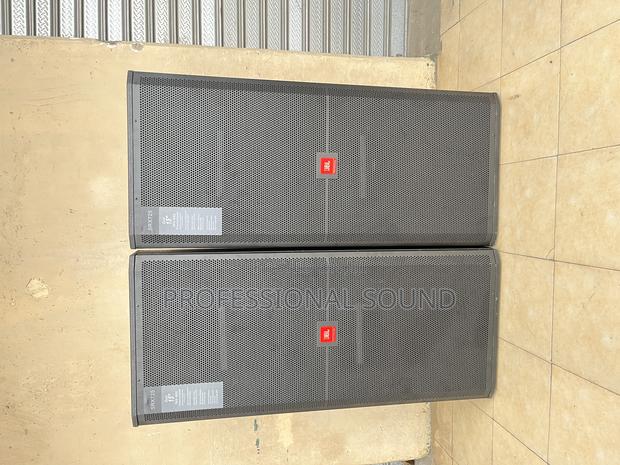 JBL Srx725 Dual 15-Inch High-Power Two-Way Passive Loudspeakers. · Photo 3