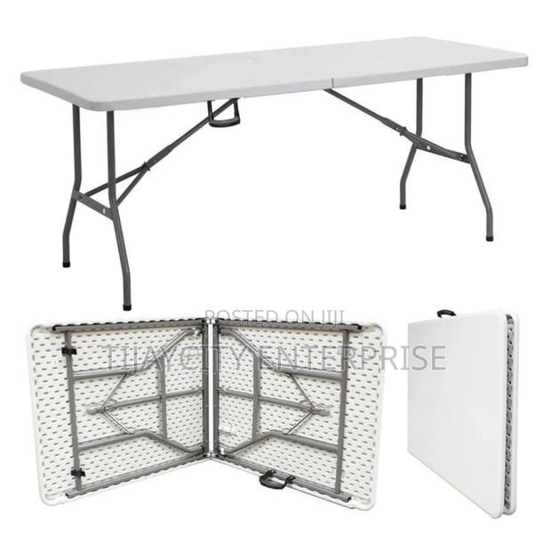 Foldable Table · Photo 3