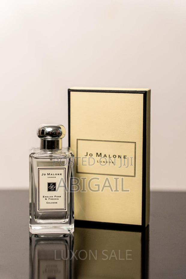 Jo Malone London - English Pear and Freesia Cologne · Photo 3