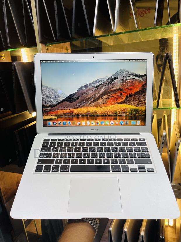Laptop Apple MacBook Air 2014 4GB Intel Core i5 SSD 128GB
