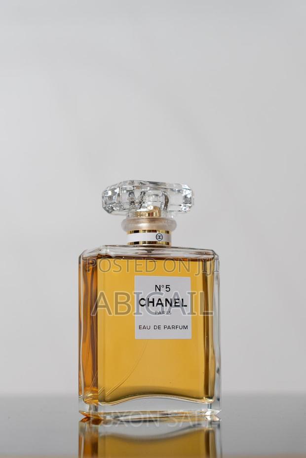 Chanel No. 5 · Photo 3