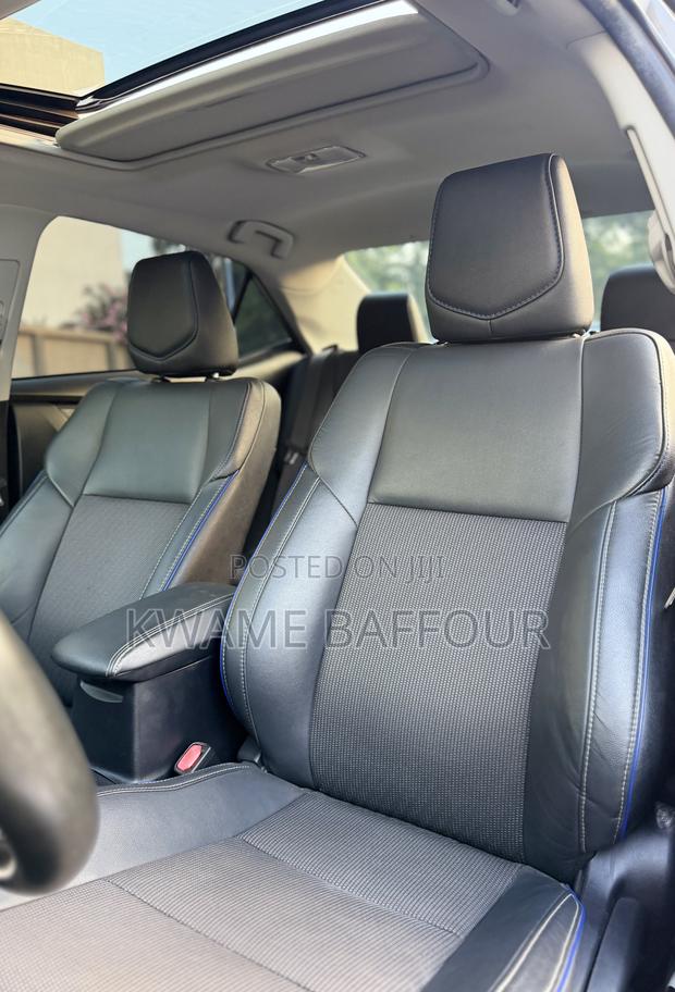 Toyota Corolla 2019 Gray