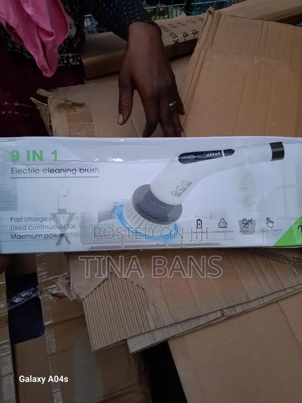 9 in 1 Electric Scrabbing Brush · Photo 4