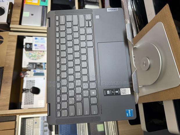 Laptop Lenovo IdeaPad Flex 14 8GB Intel Core I3 SSHD (Hybrid) 256GB photo 2