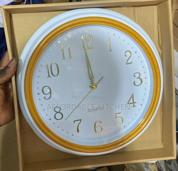 Quartz Wall Clock · Photo 3