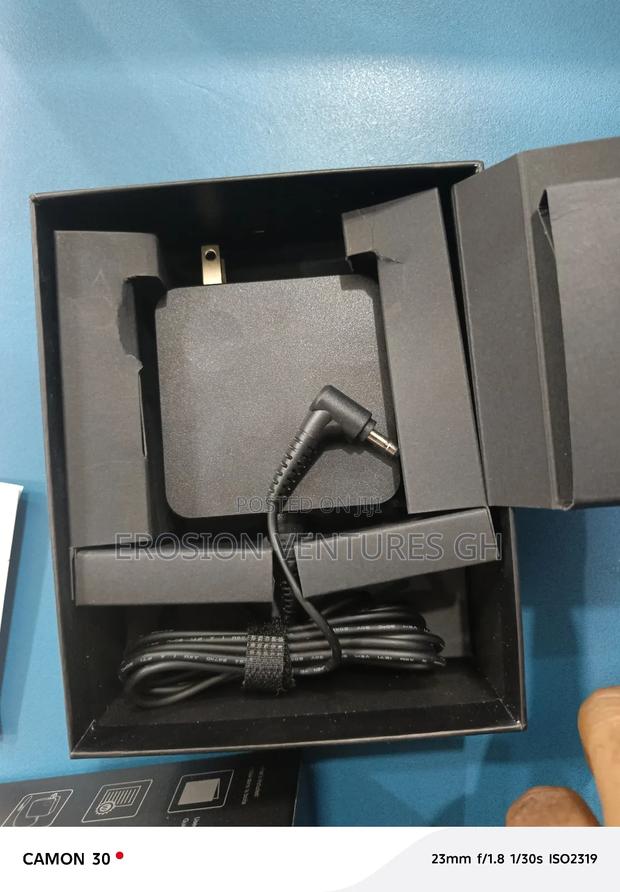 Lenovo Small Pin Charger Original photo 9