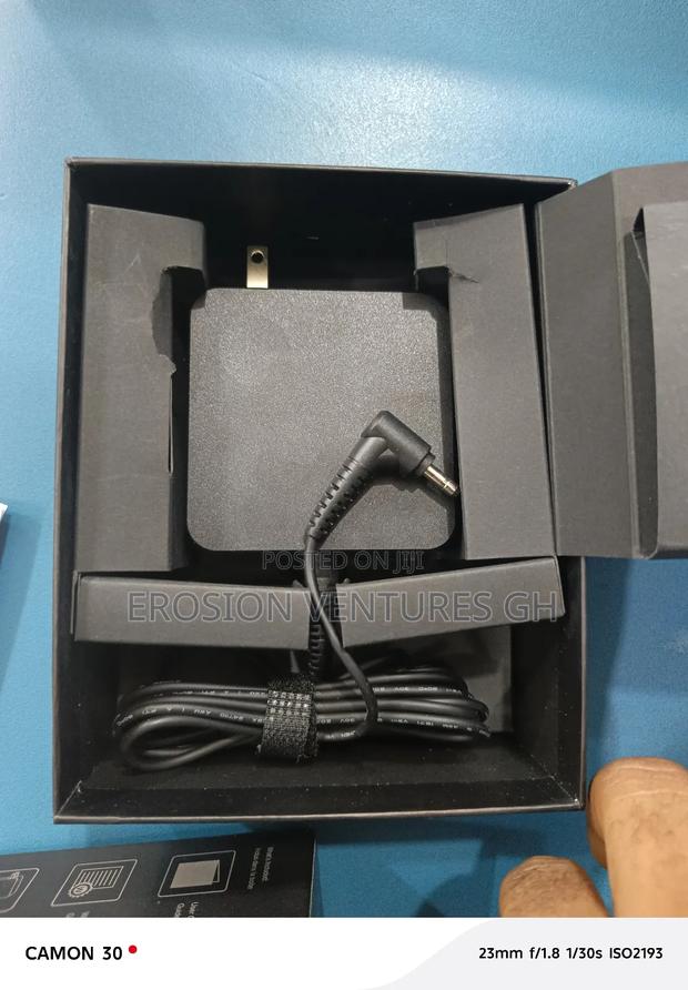 Lenovo Small Pin Charger Original photo 11