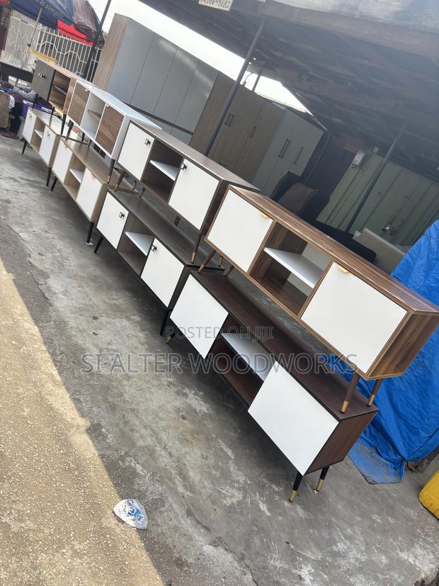 Bulk Tv Consoles · Photo 1