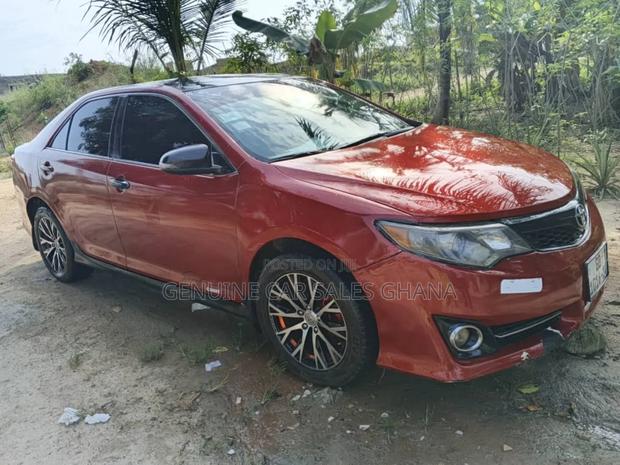 Toyota Camry SE Sport 4dr Sedan (2.5L 4cyl 6A) 2014 Red