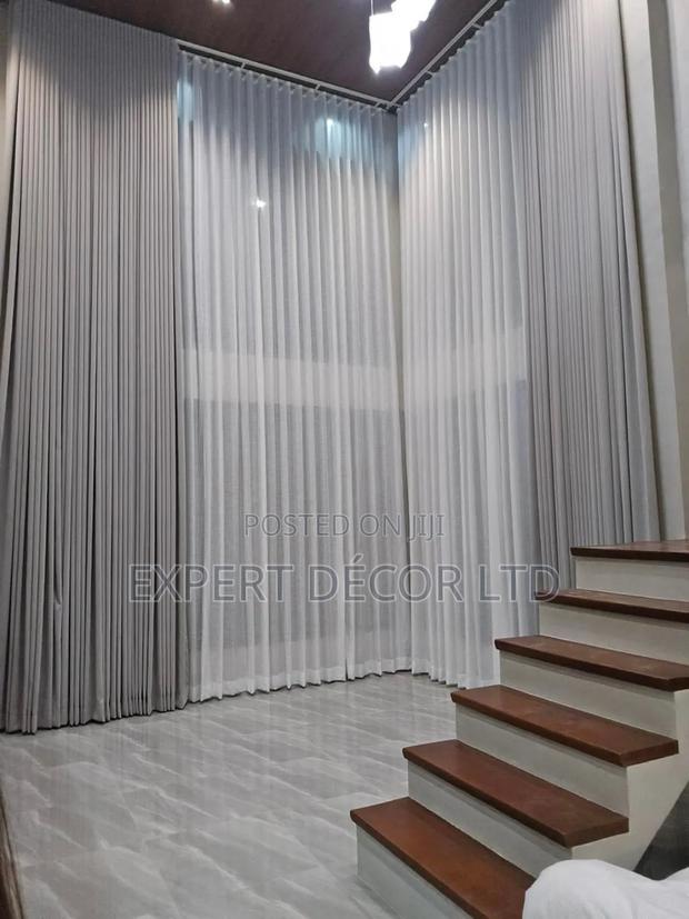 We Designs and Installs Classic Curtains With Perfect Finishing